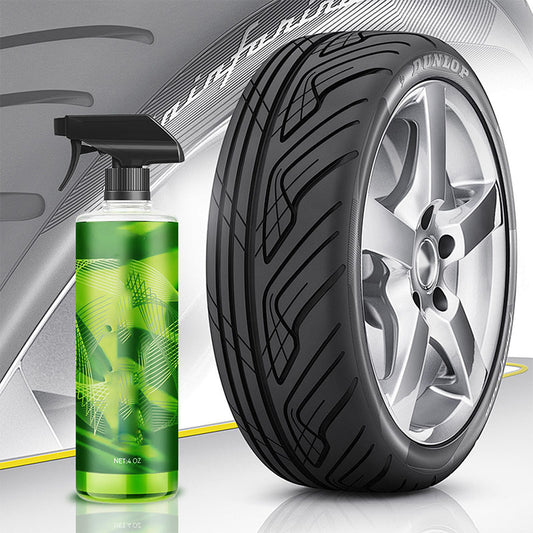 Spray nettoyant et entretien pour pneus de voiture